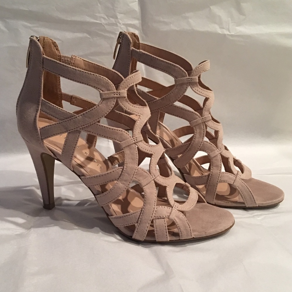 Kelly and Katie "Talinia" heels- beige.